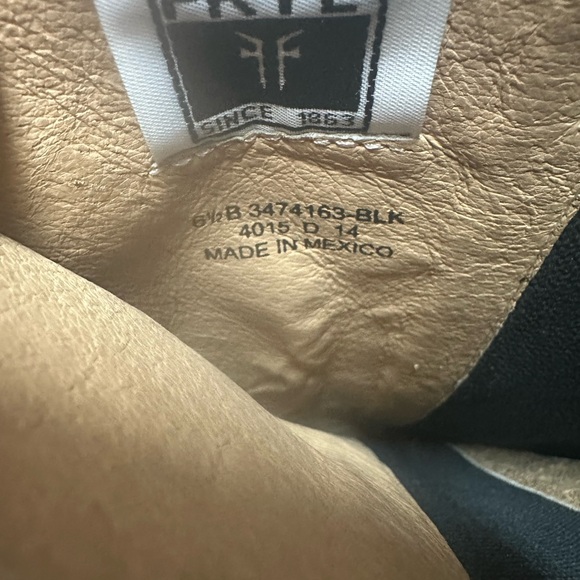 Frye Women's Black Leather Riding Boots Size 6.5 Knee High Casual- elastic back - Picture 7 of 7